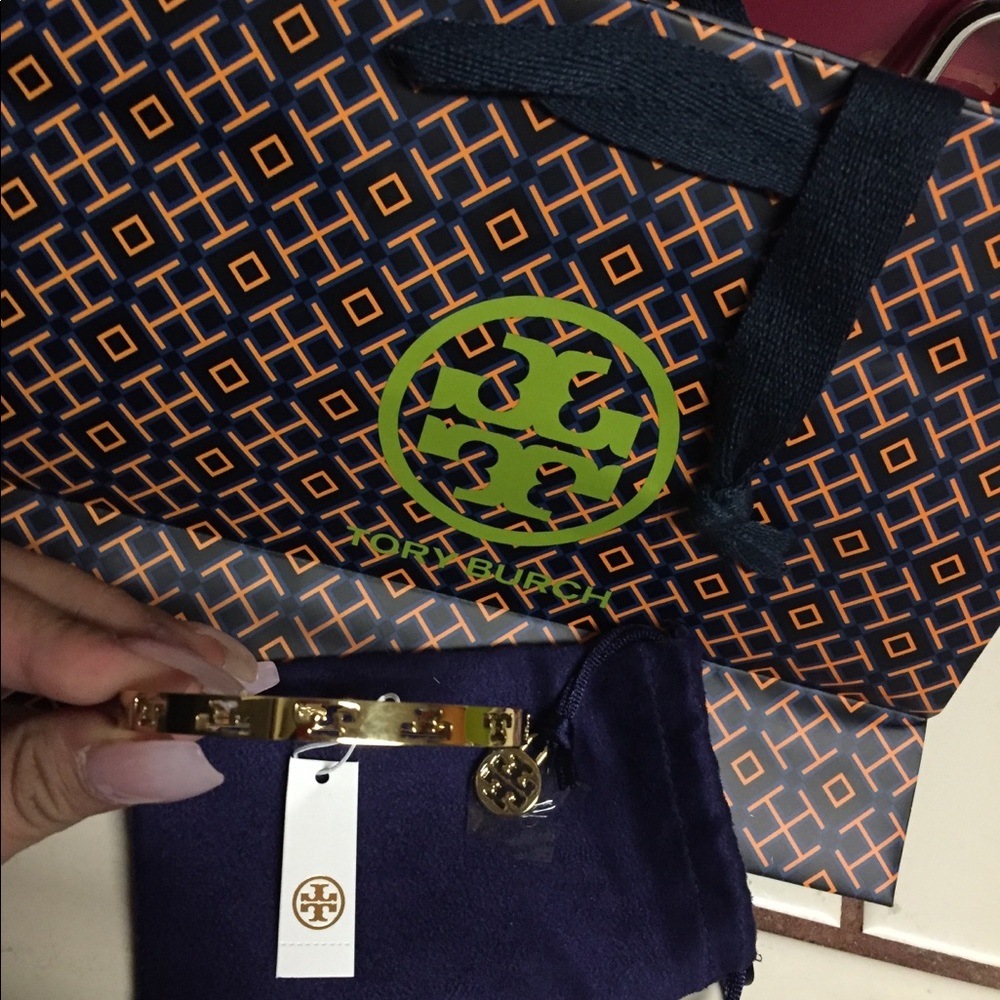 Brand new Tory Burch Bangleb